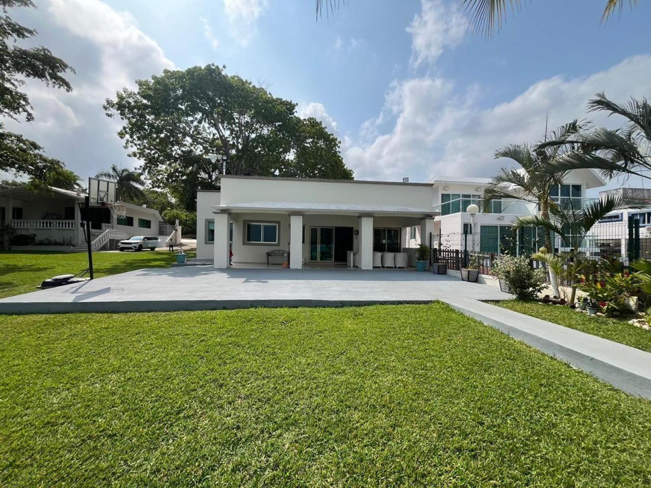 Villa Bianca Bacalar Luaran gambar